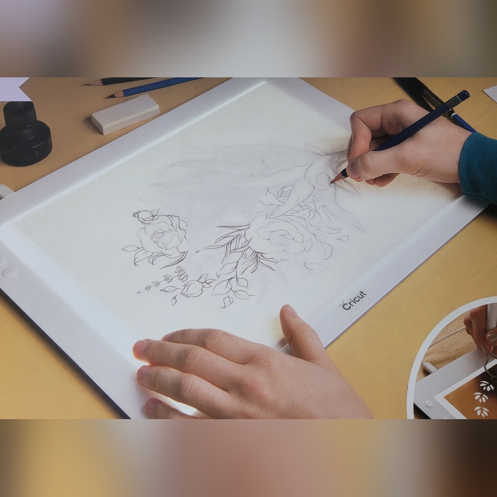 Cricut BrightPad in Lilac Tracing Jewelry Making - Picture 7 of 15